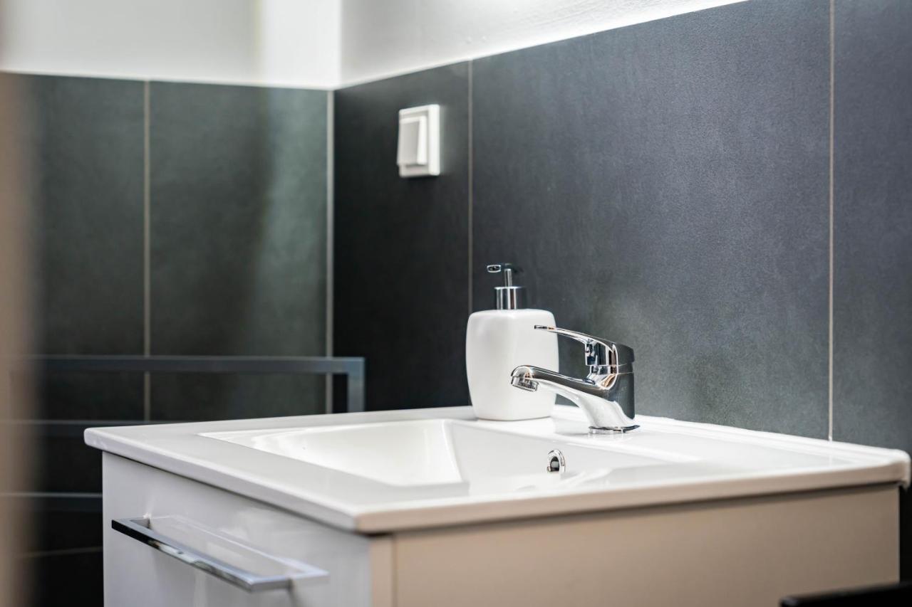 Apartmento Blue Magdeburg - Zentral - Wifi - Netflix Экстерьер фото